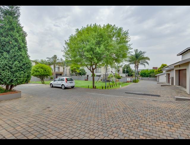 2 BEDROOM SECTIONAL TITLE FOR SALE IN BLACKHEATH